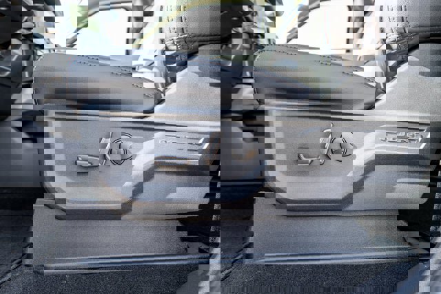 New 2026 Ford F350 Lariat w/ Black Appearance Package image 39