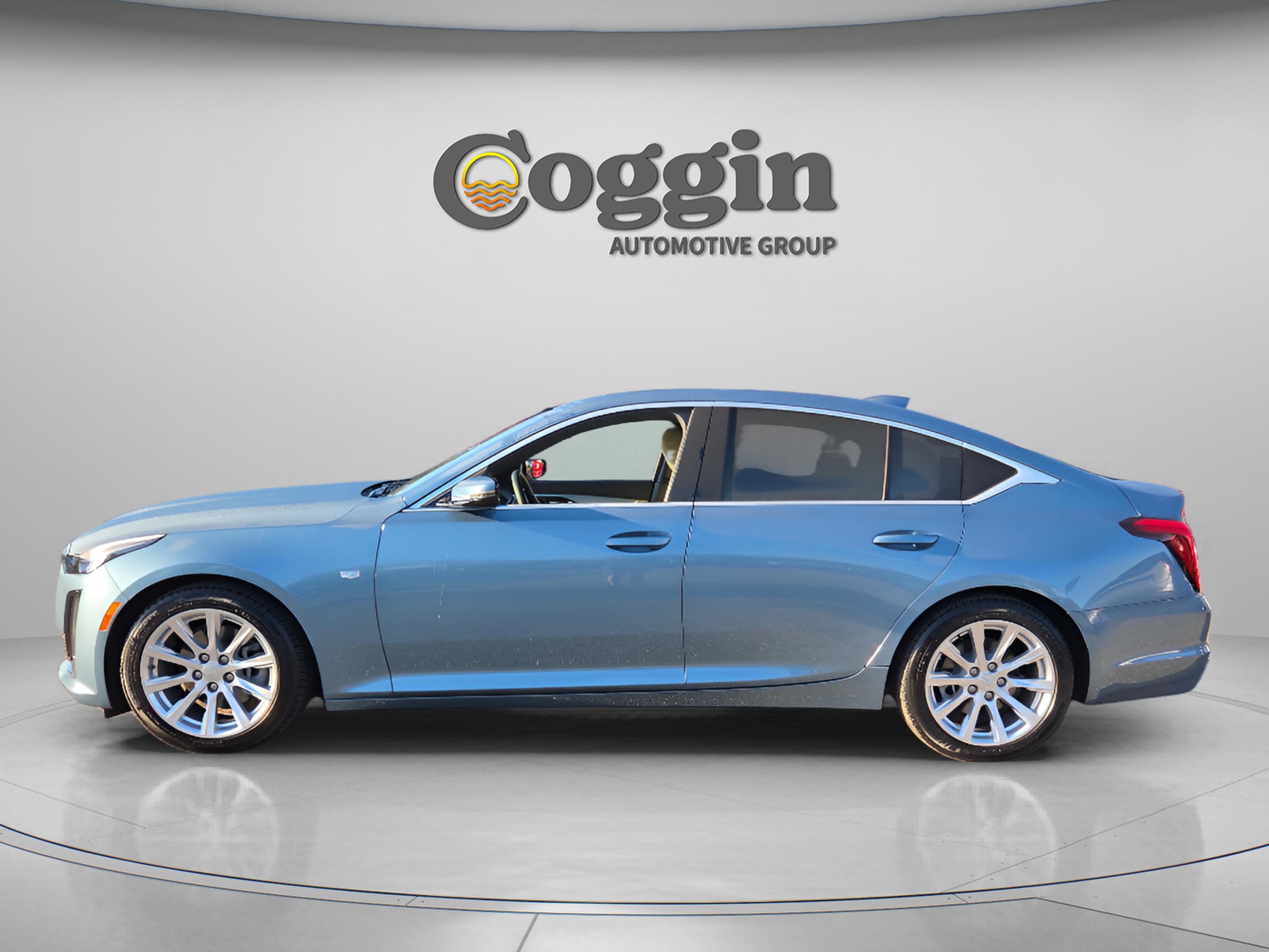 Used 2024 Cadillac CT5 Luxury w/ Sun And Sound Package image 2