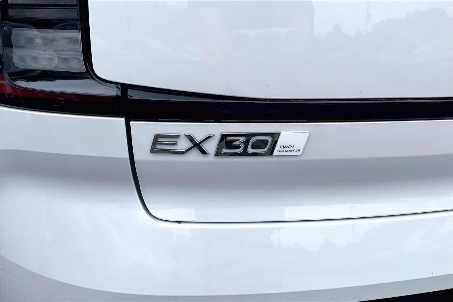 New 2026 Volvo EX30 Ultra w/ Climate Package AWD/4WD image 6