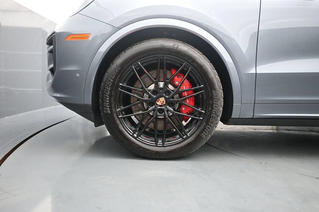New 2026 Porsche Cayenne S AWD/4WD image 9