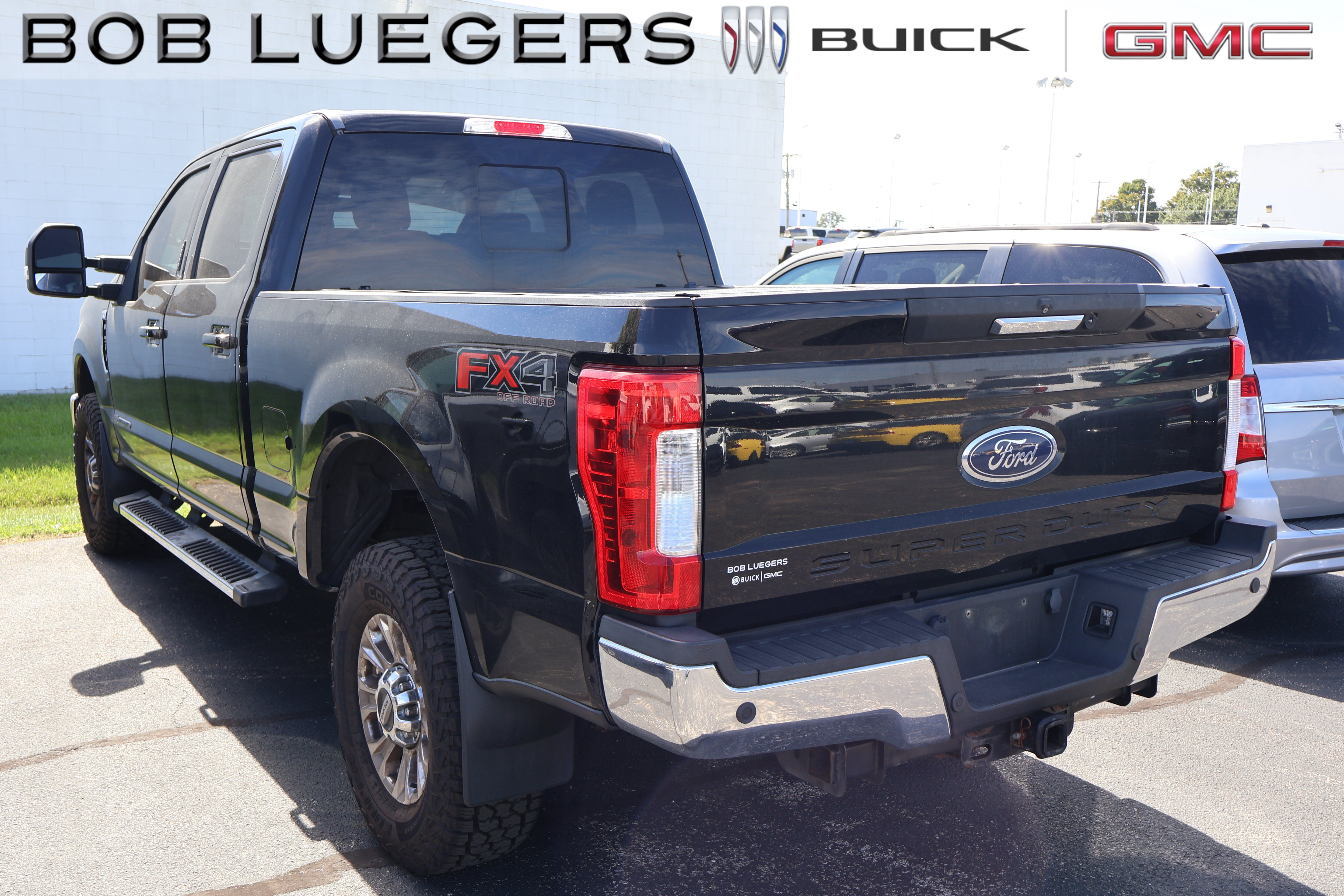 Used 2017 Ford F250 Lariat w/ Chrome Package AWD/4WD image 3