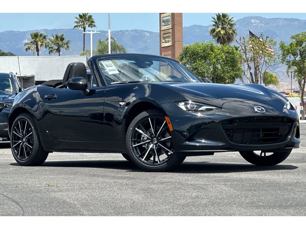 New 2026 MAZDA MX-5 Miata Grand Touring w/ Weather Package RWD image 2