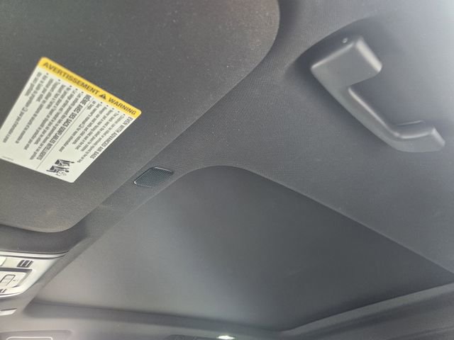 Used 2023 GMC Yukon XL SLT image 22