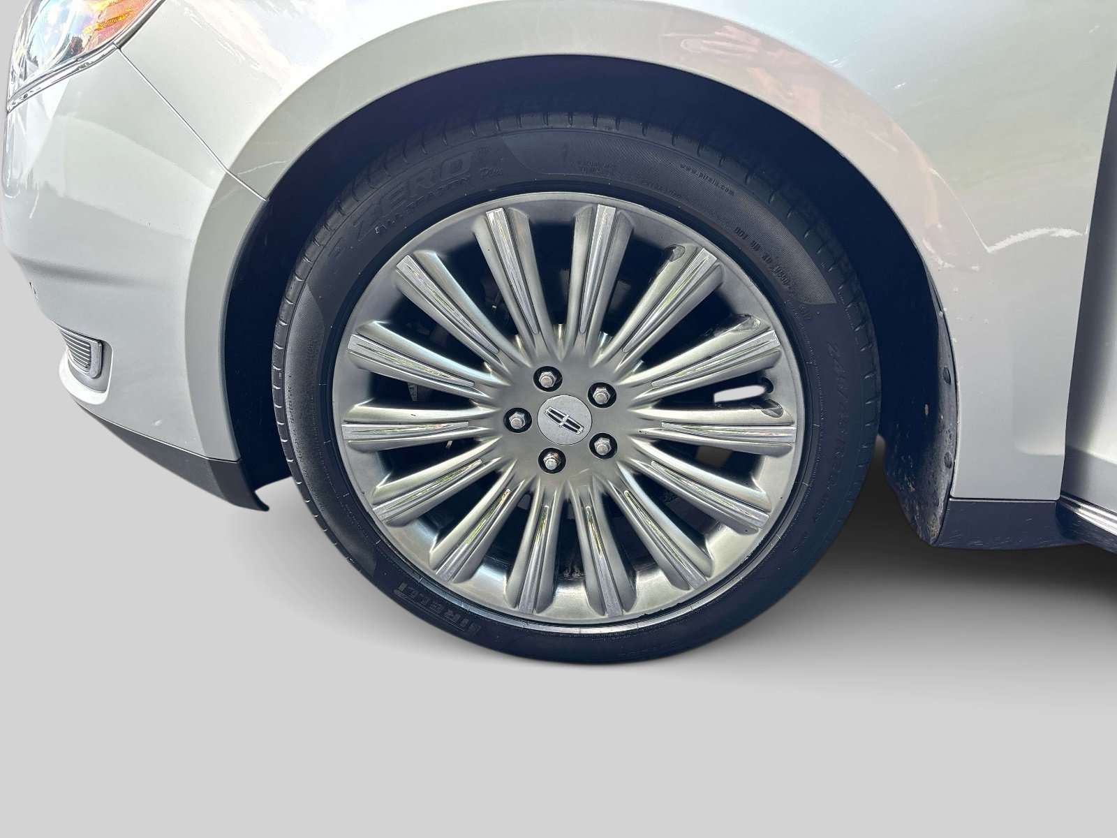 Used 2013 Lincoln MKS FWD image 8