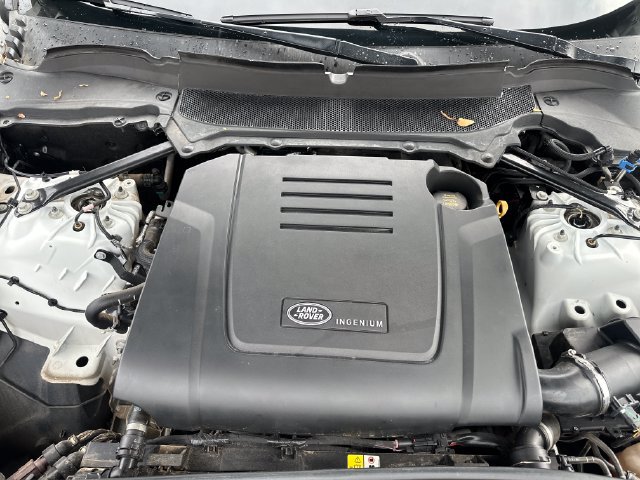 Used 2020 Land Rover Range Rover Sport HST AWD/4WD image 18