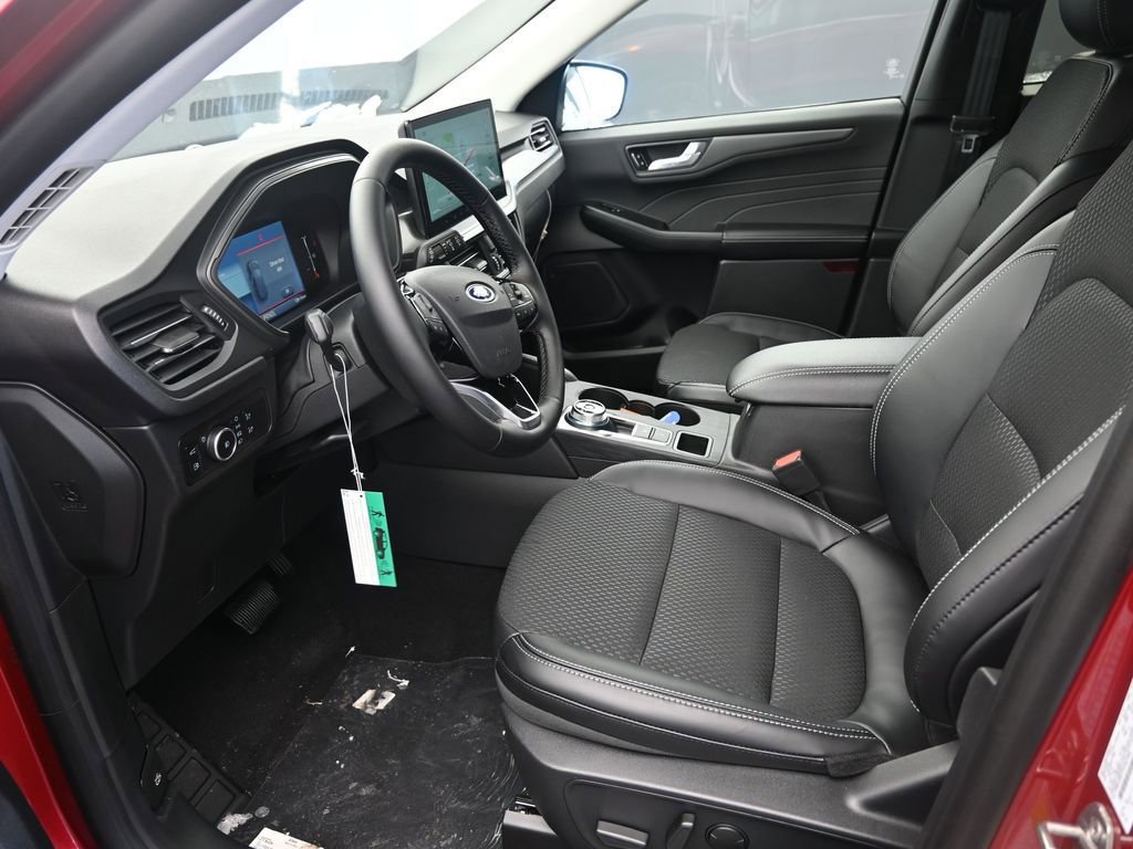 New 2026 Ford Escape SE image 15