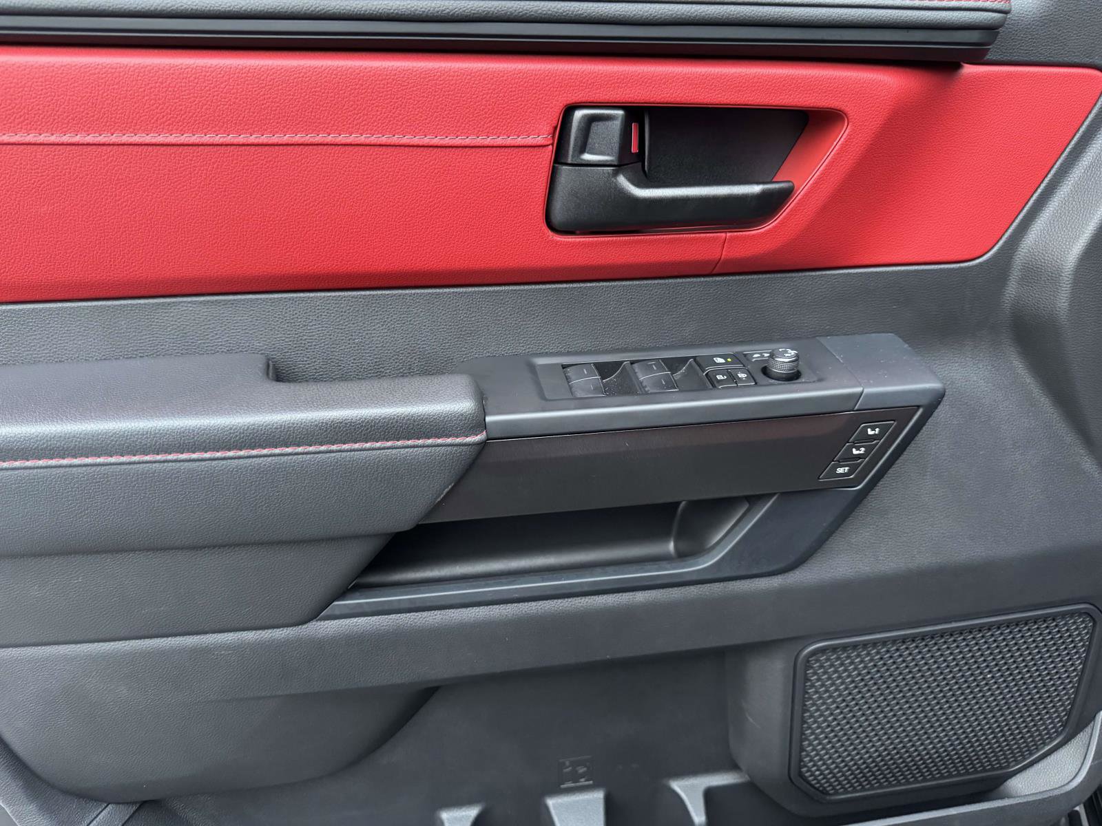 Used 2024 Toyota Sequoia 4WD image 15