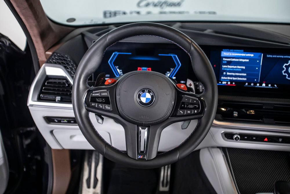 Used 2024 BMW XM AWD/4WD image 23