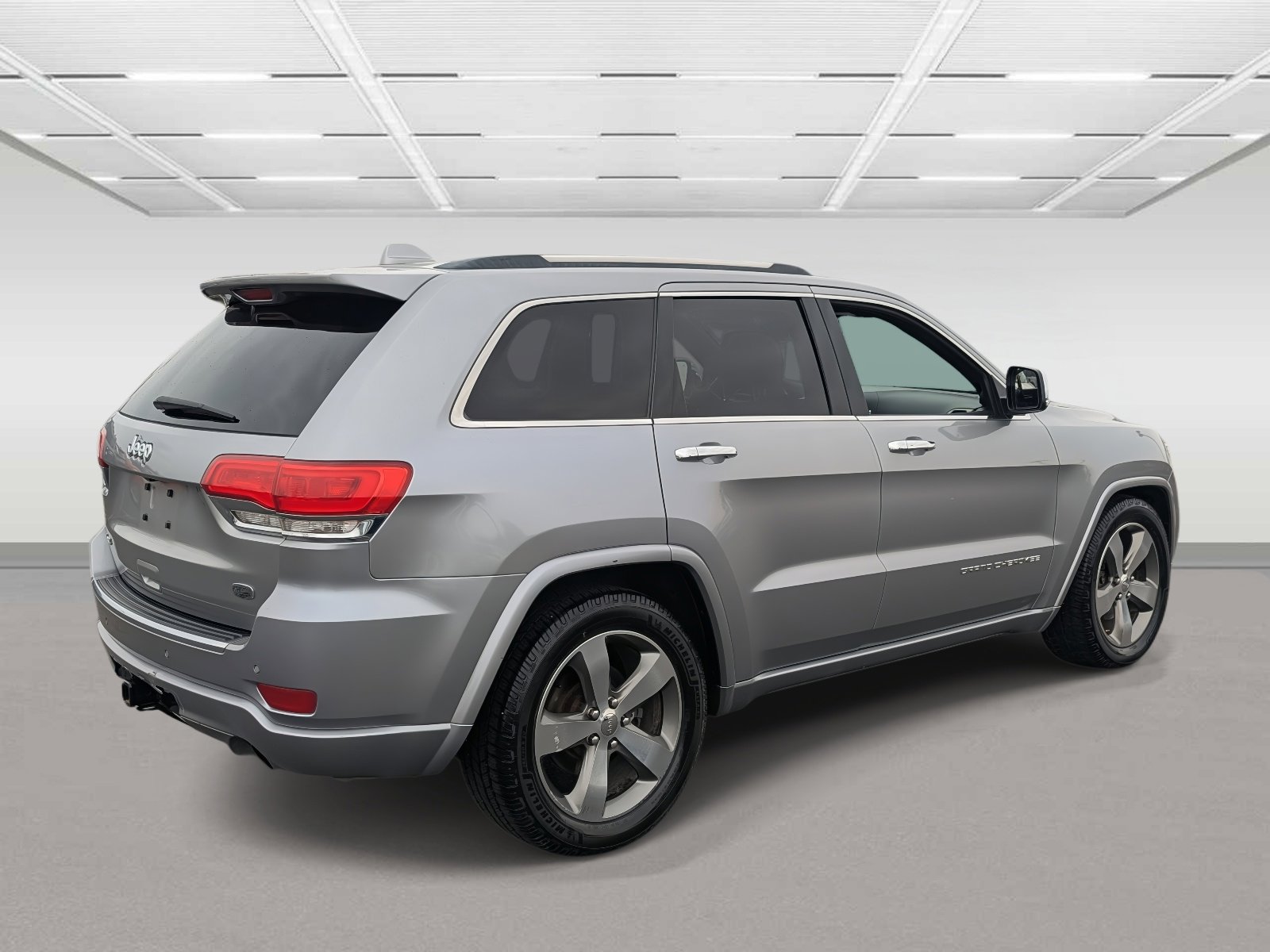 Used 2014 Jeep Grand Cherokee Overland image 5