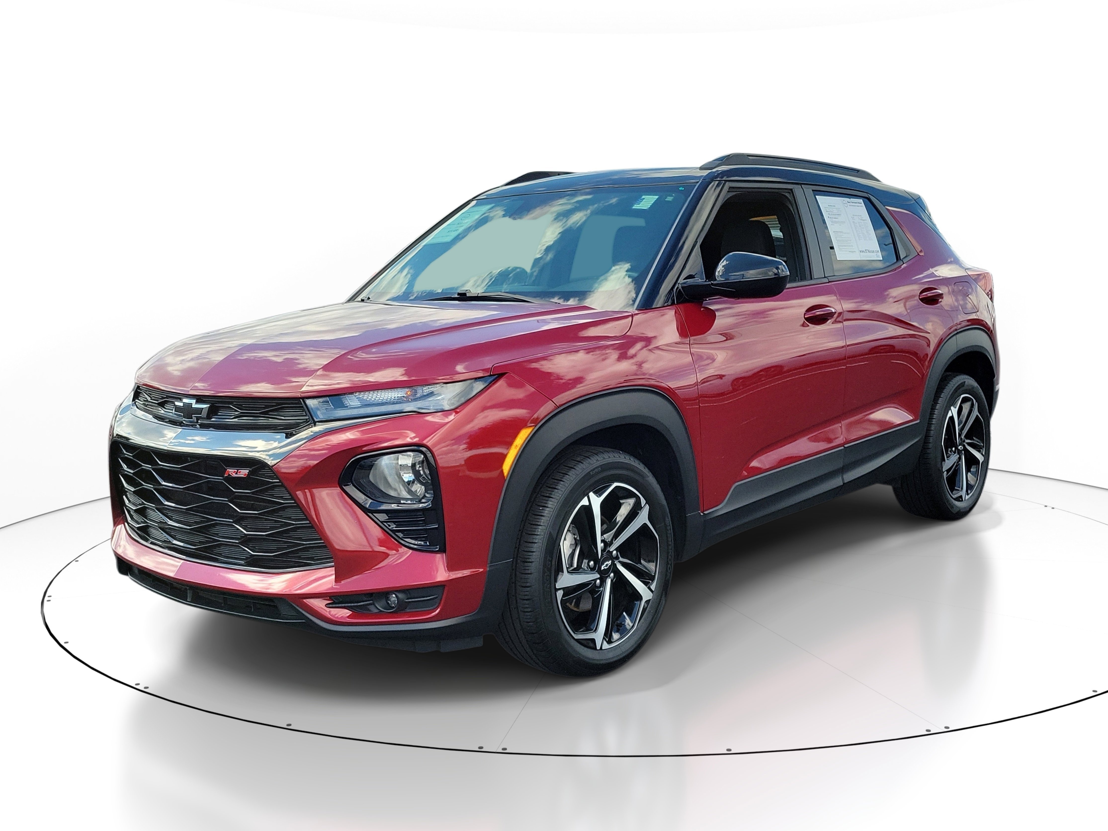 Used 2021 Chevrolet TrailBlazer RS w/ Convenience Package image 2