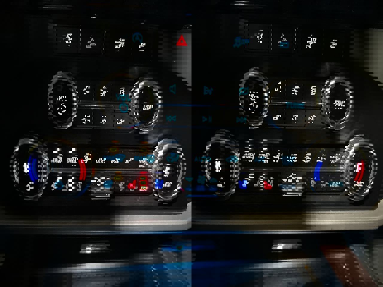 Used 2024 Ford Expedition Limited image 2