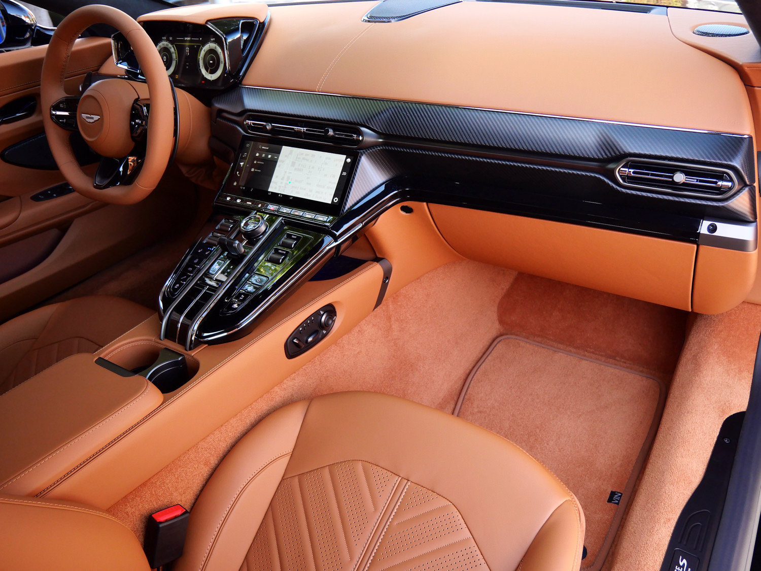 New 2026 Aston Martin V8 Vantage S RWD image 19