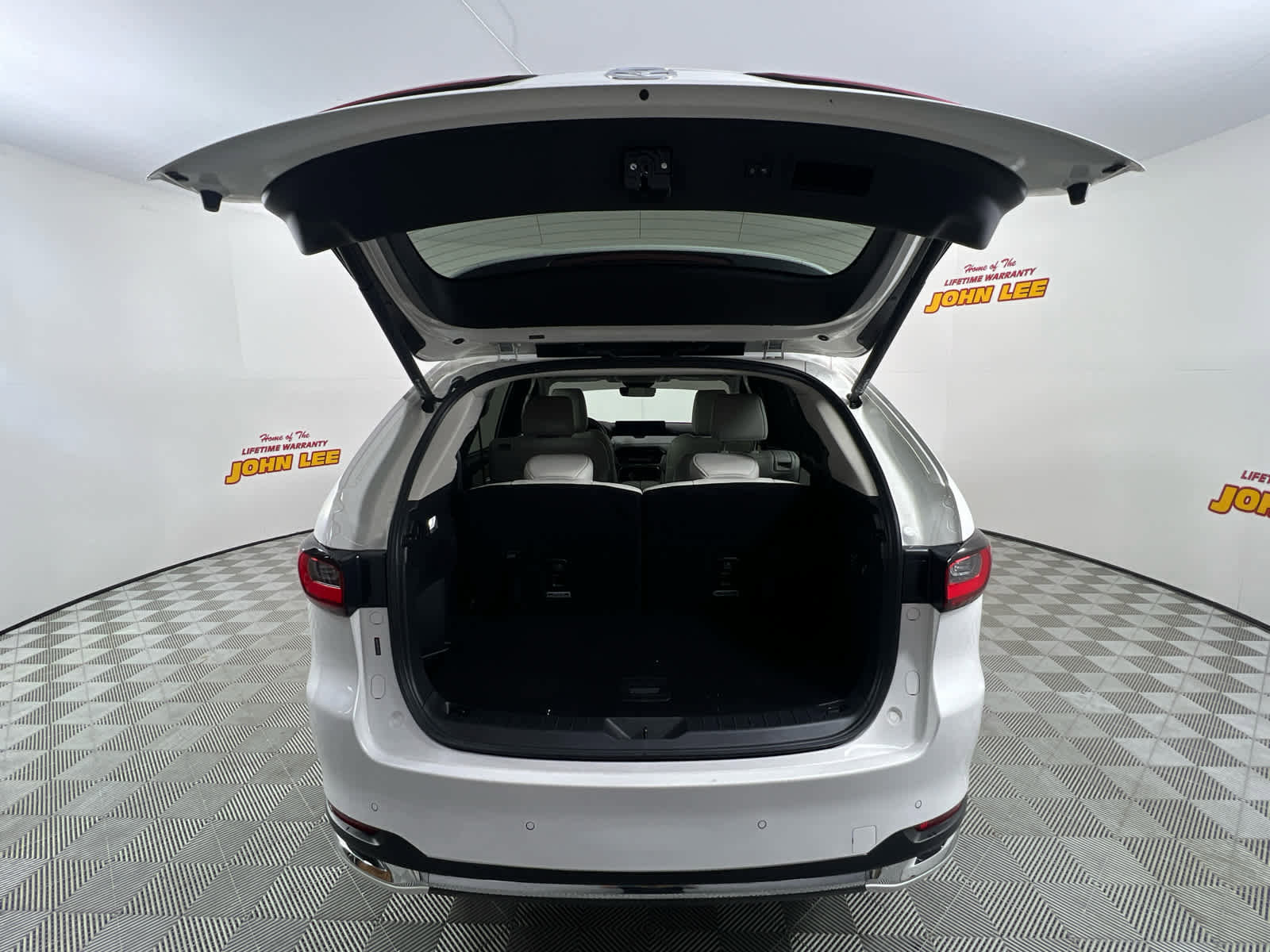 Certified 2024 MAZDA CX-90 3.3 Turbo S w/ Premium Plus AWD/4WD image 8
