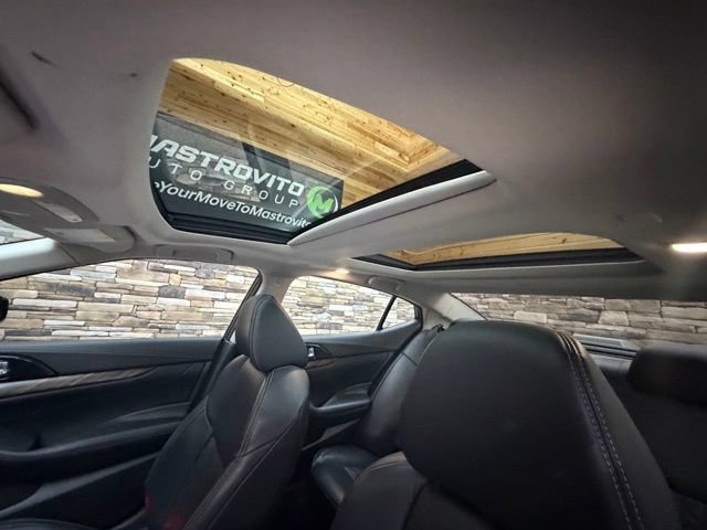 Used 2016 Nissan Maxima Platinum FWD image 28