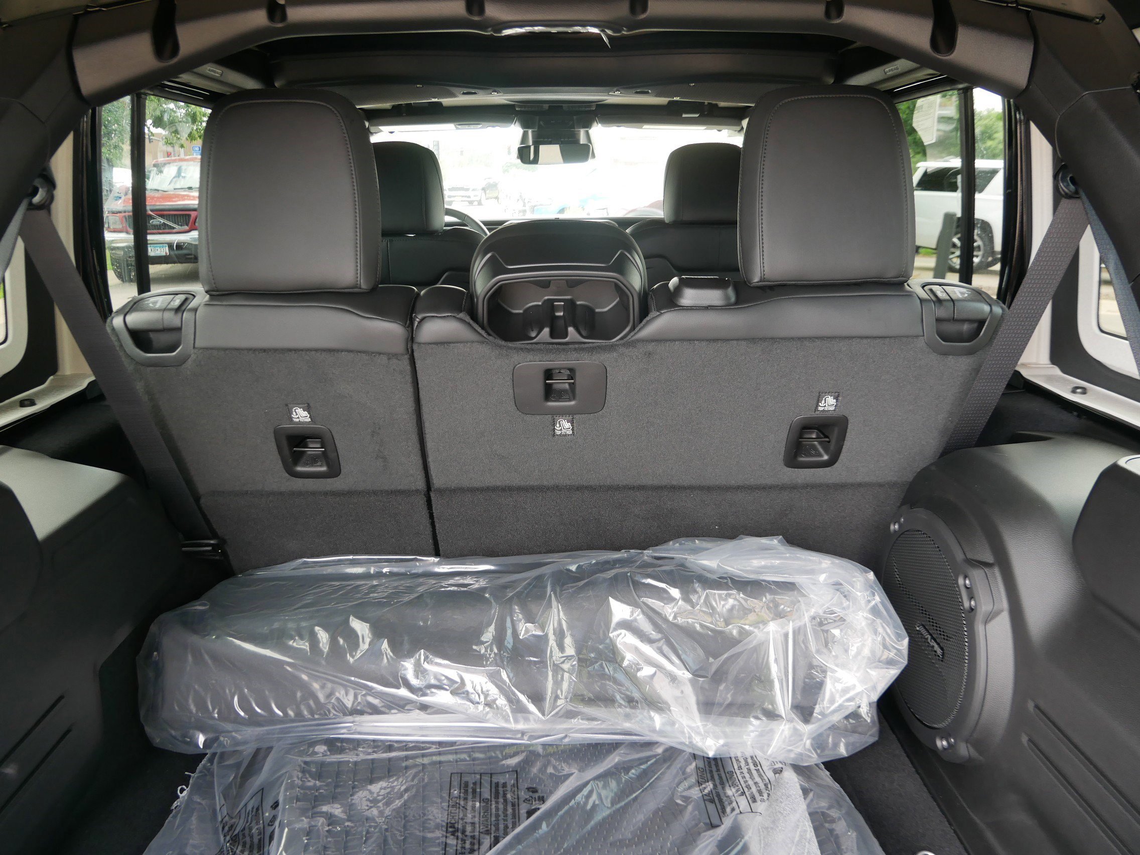 New 2026 Jeep Wrangler Unlimited Rubicon AWD/4WD image 11