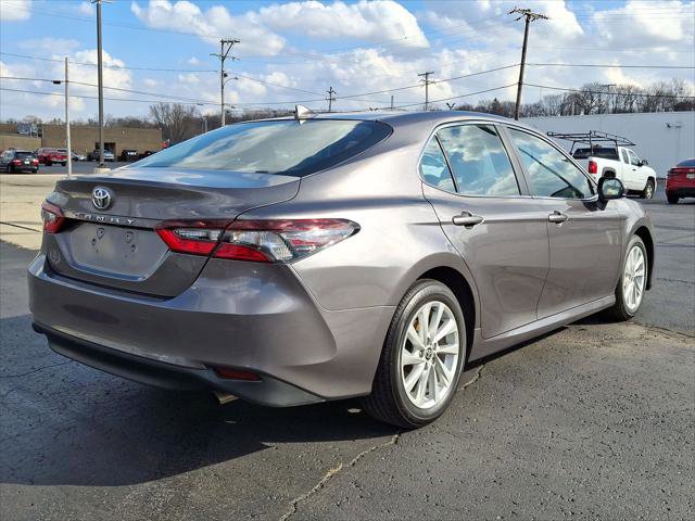 Used 2024 Toyota Camry LE image 30