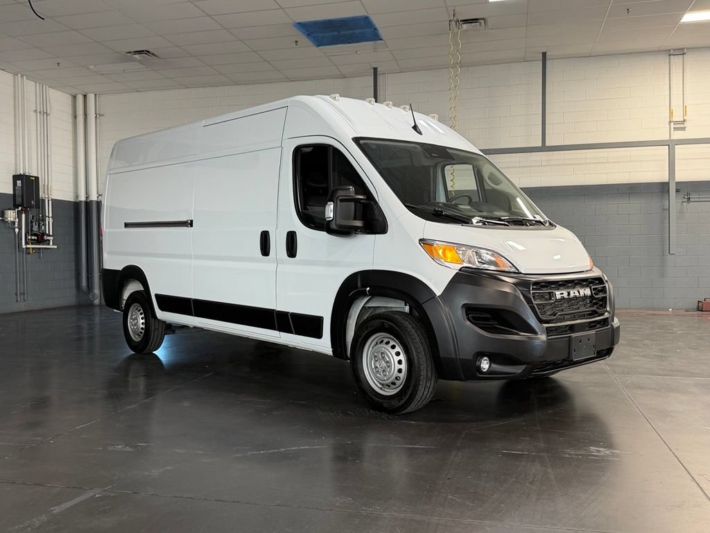 Used 2026 RAM ProMaster 2500 w/ Convenience Group FWD image 4