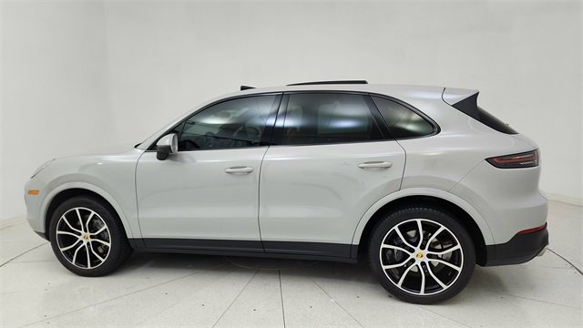 Used 2022 Porsche Cayenne image 4