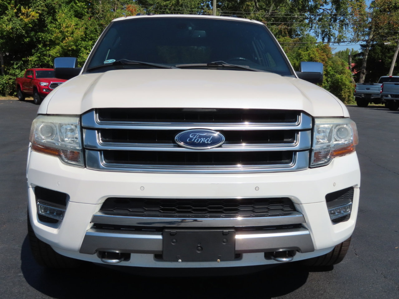 Used 2016 Ford Expedition Platinum image 9