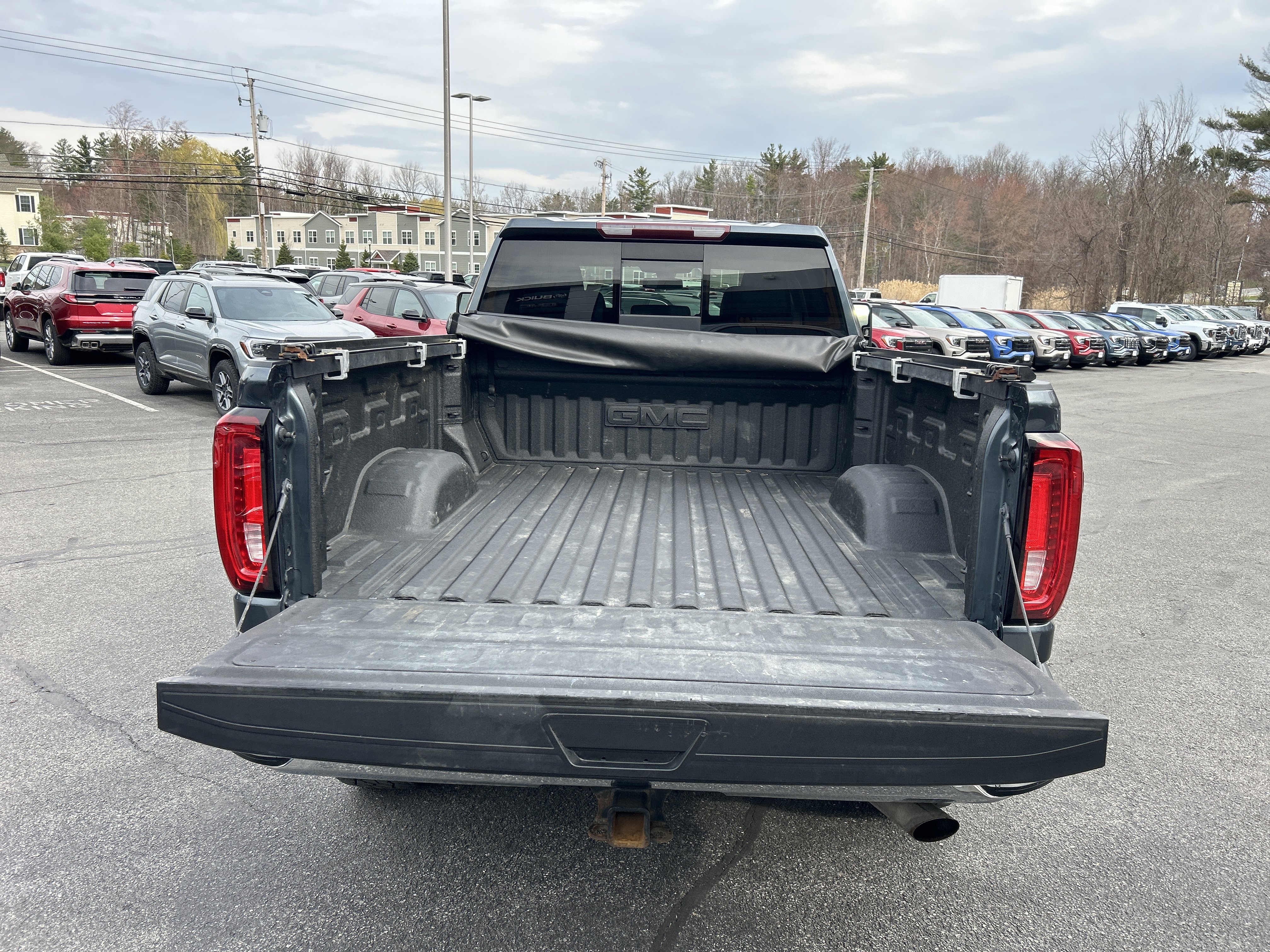 Used 2020 GMC Sierra 2500 SLT w/ SLT Premium Plus Package AWD/4WD image 11