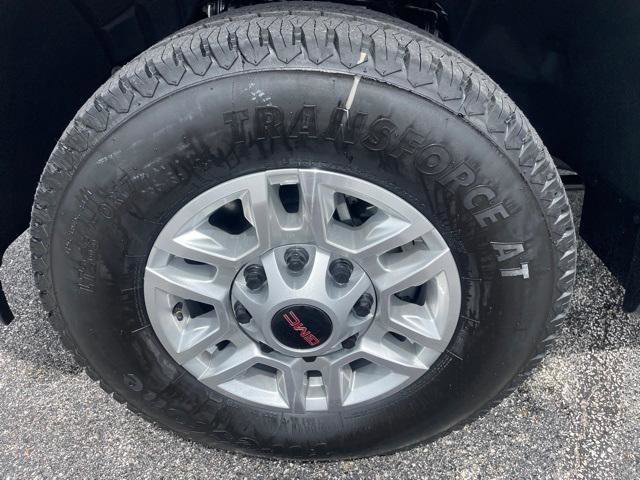 New 2025 GMC Sierra 2500 Pro image 35