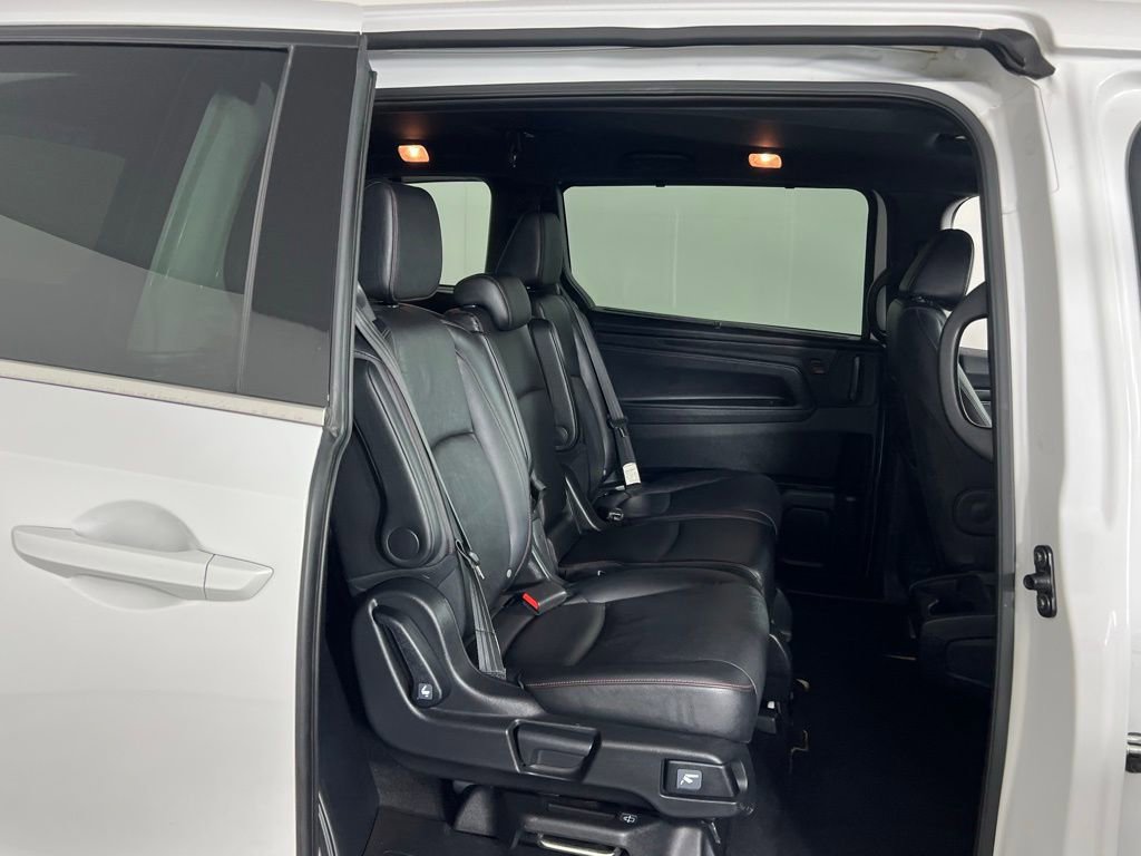 Used 2024 Honda Odyssey Sport image 28