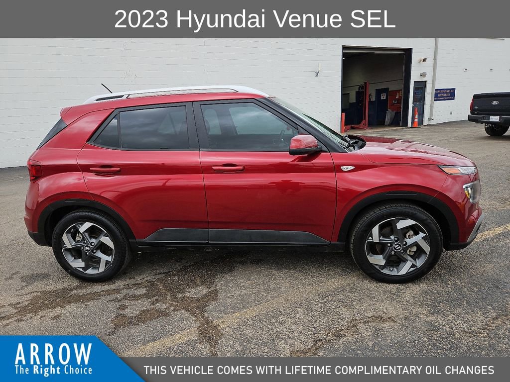 Used 2023 Hyundai Venue SEL w/ Cargo Package image 14