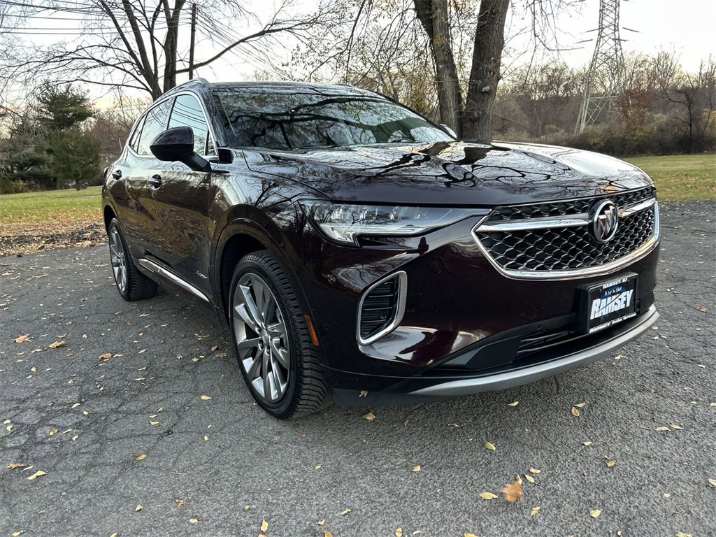 Used 2021 Buick Envision Avenir image 2