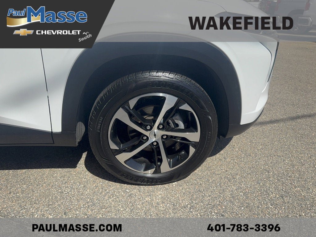 Certified 2024 Chevrolet Trax RS w/ Driver Confidence Package image 14
