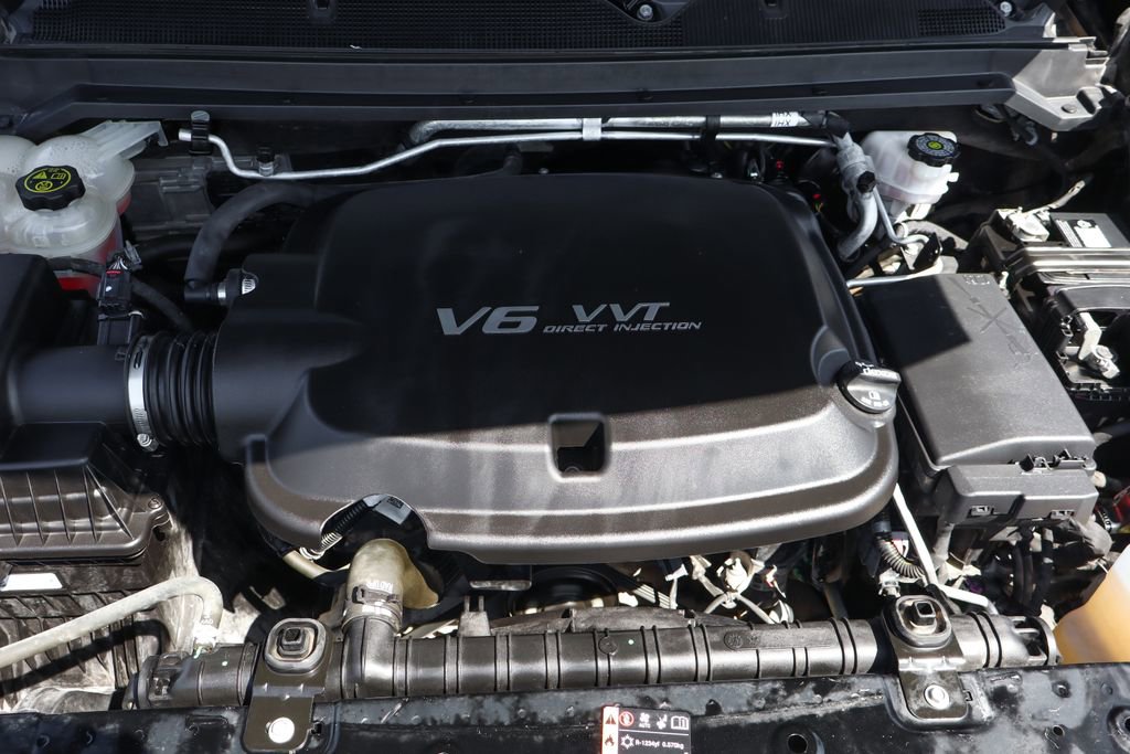 Used 2020 Chevrolet Colorado LT w/ Colorado RST Special Edition image 13