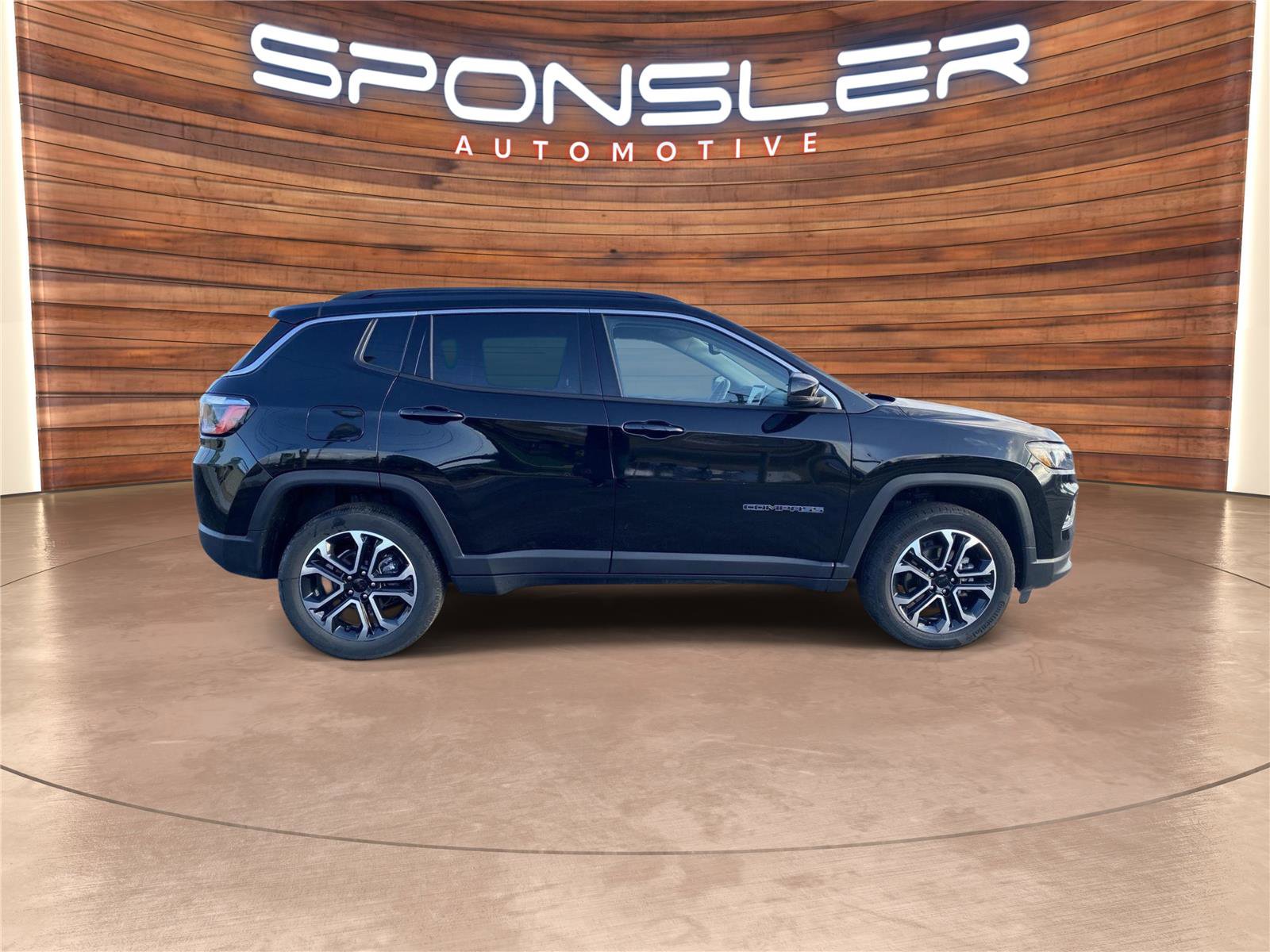 Used 2022 Jeep Compass Limited image 7
