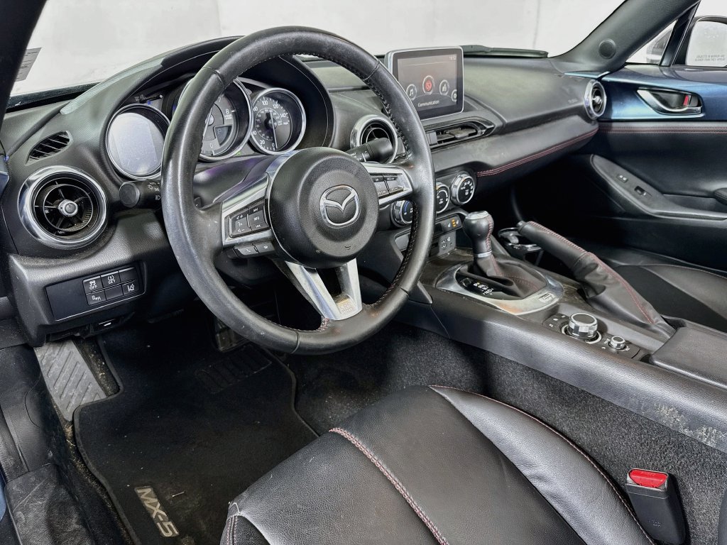 Used 2016 MAZDA MX-5 Miata Grand Touring RWD image 9