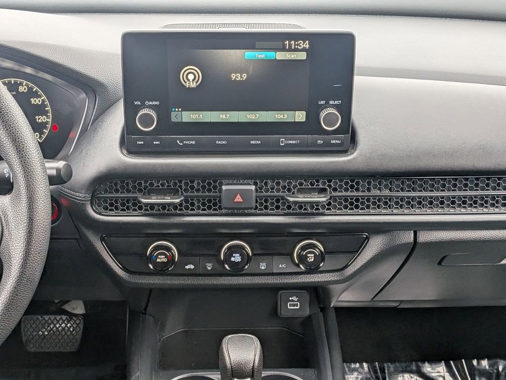 Used 2025 Honda HR-V LX image 19