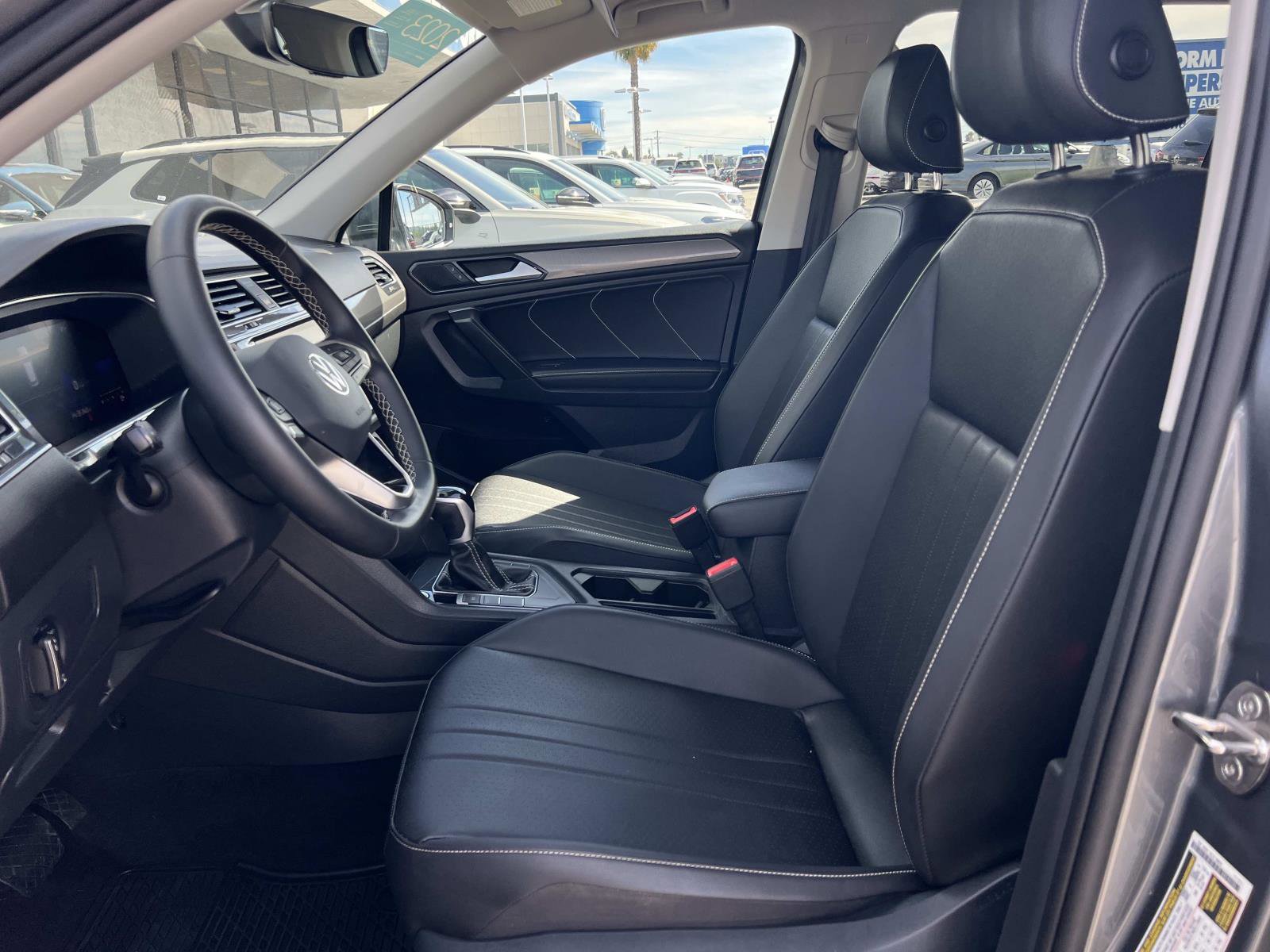 Certified 2023 Volkswagen Tiguan SE image 18