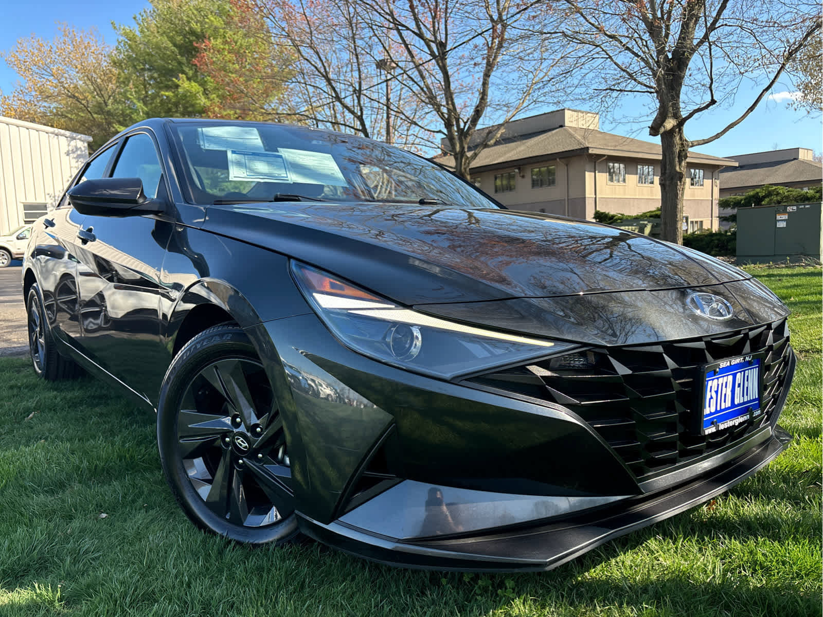 Used 2023 Hyundai Elantra SEL image 2