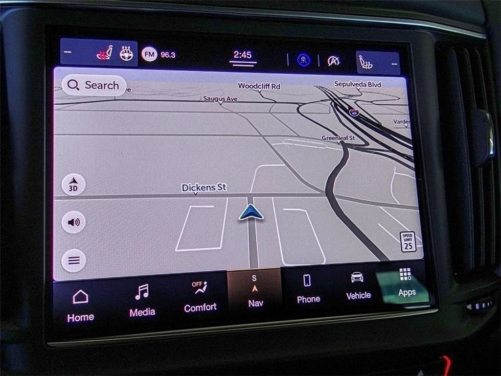 New 2023 Maserati Levante Modena image 9