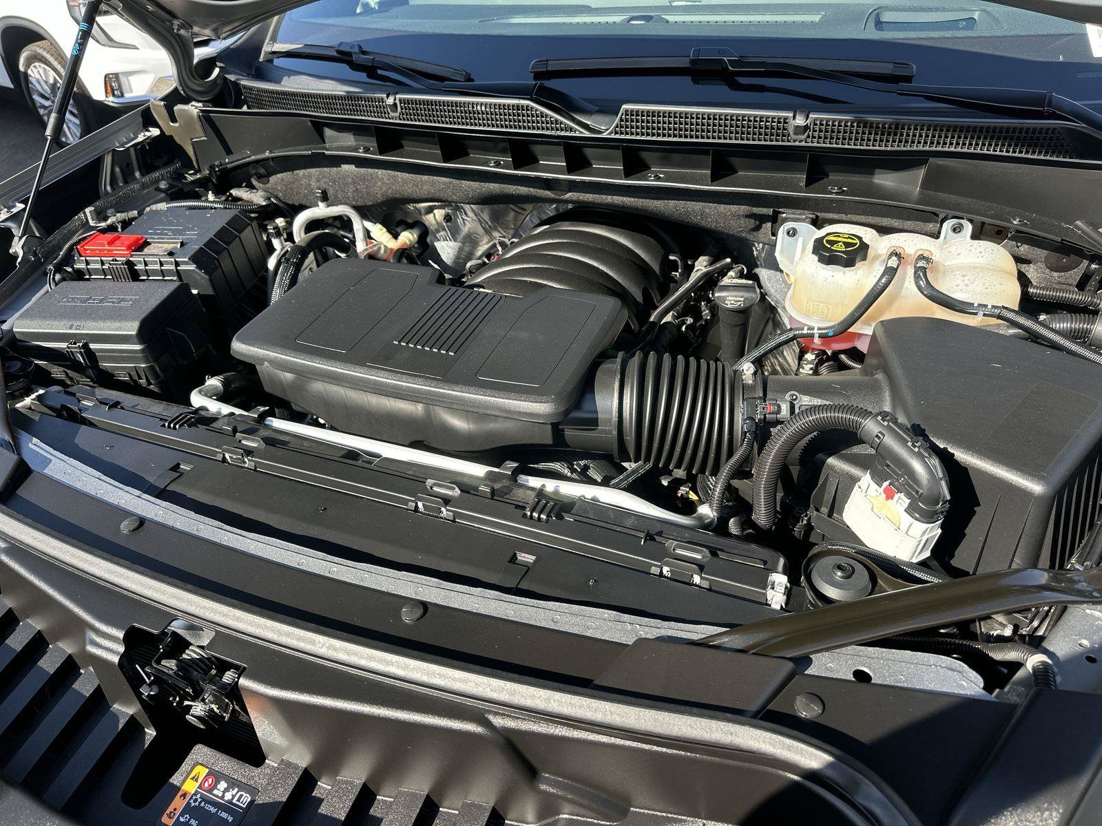 Used 2025 Cadillac Escalade Sport AWD/4WD image 30