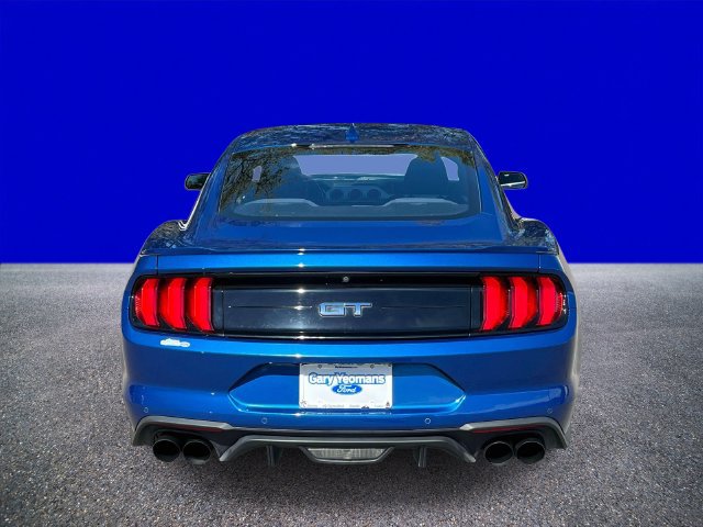 Used 2022 Ford Mustang GT RWD image 4