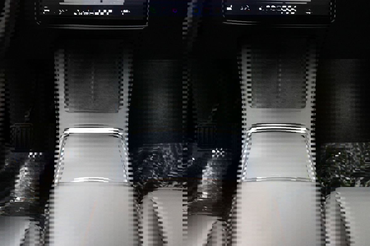 Used 2023 Tesla Model Y Long Range image 21