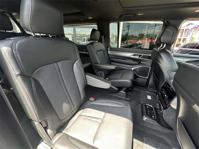 New 2025 Jeep Wagoneer Series II w/ Premium Group I image 15