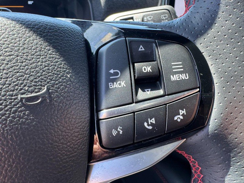 Used 2025 Ford Explorer ST-Line AWD/4WD image 17