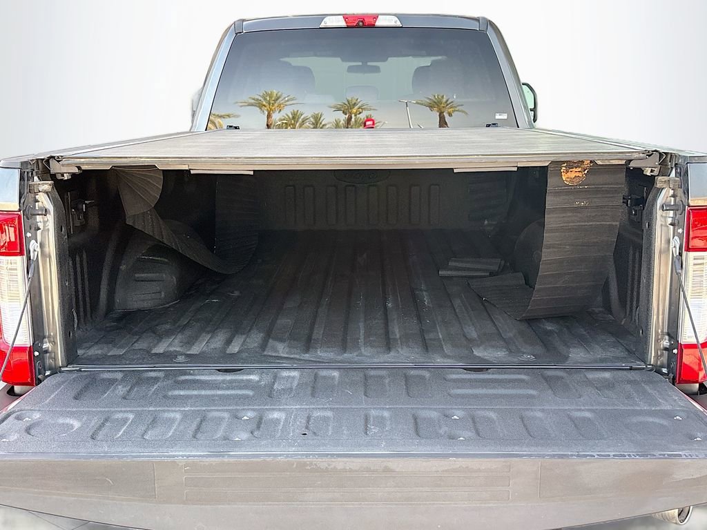 Used 2018 Ford F250 XLT w/ XLT Premium Package RWD image 27