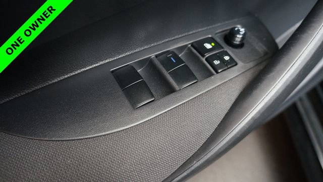 Used 2020 Toyota Corolla LE FWD image 26