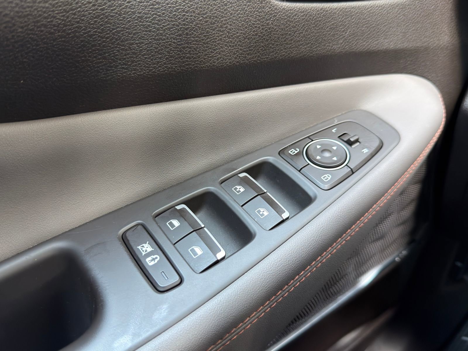 Used 2020 Hyundai Santa Fe SEL image 22