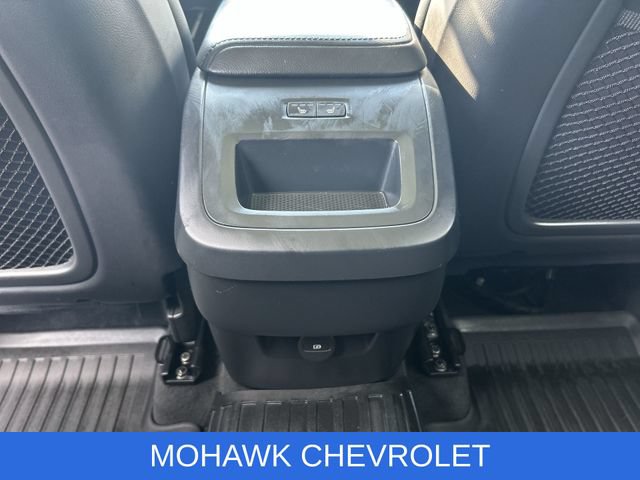 Used 2023 Volvo XC60 B5 Core w/ Climate Package AWD/4WD image 22