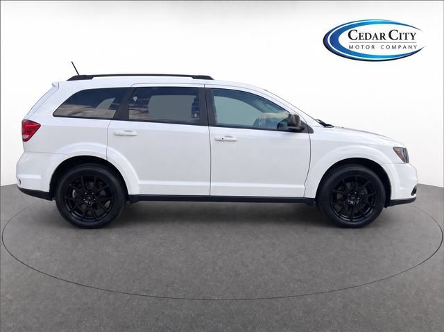 Used 2016 Dodge Journey SXT w/ Blacktop Package FWD image 8