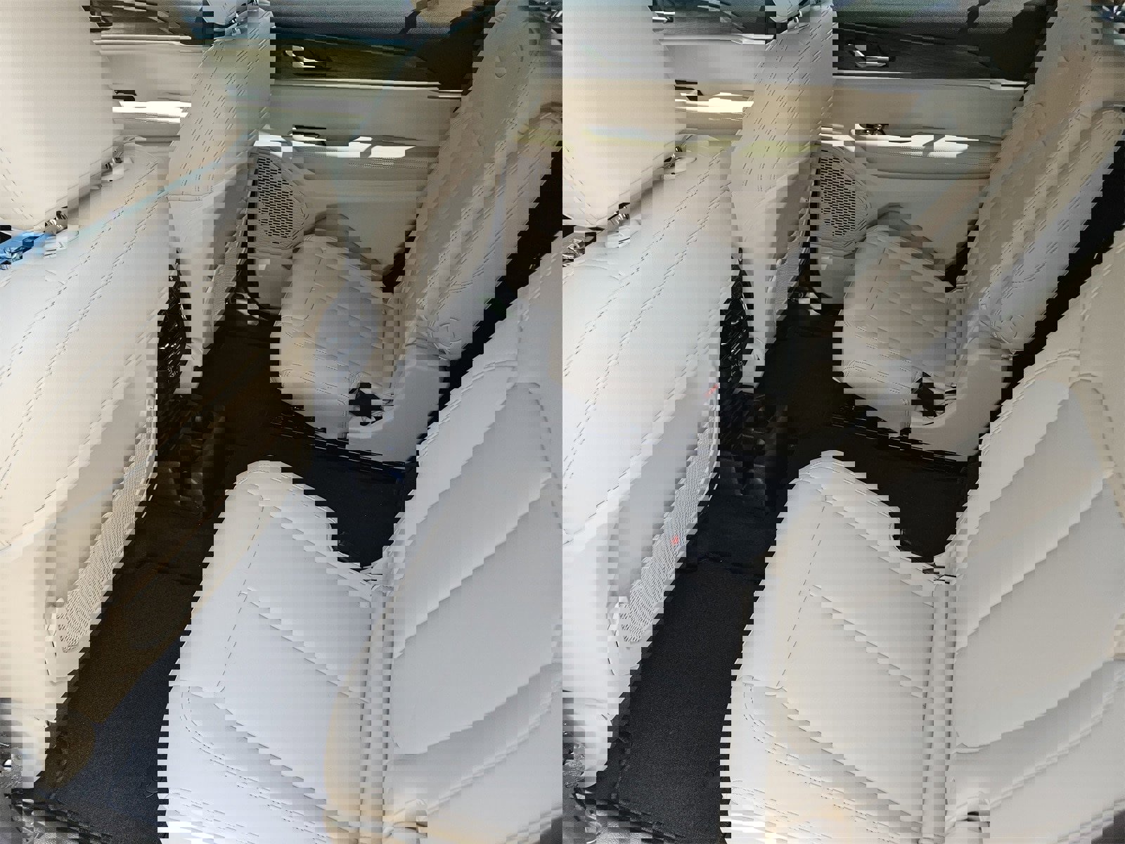 New 2025 Jeep Grand Cherokee L Limited w/ Trailer Tow Package image 29