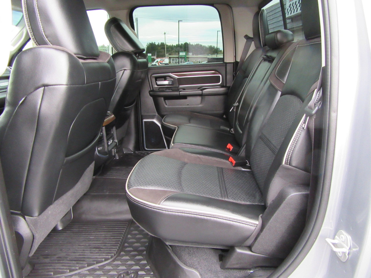 Used 2024 RAM 2500 Laramie image 61