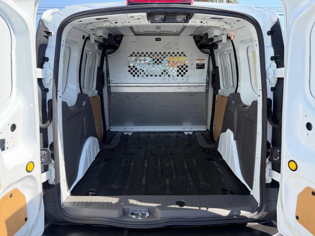 Used 2022 Ford Transit Connect XL FWD image 15