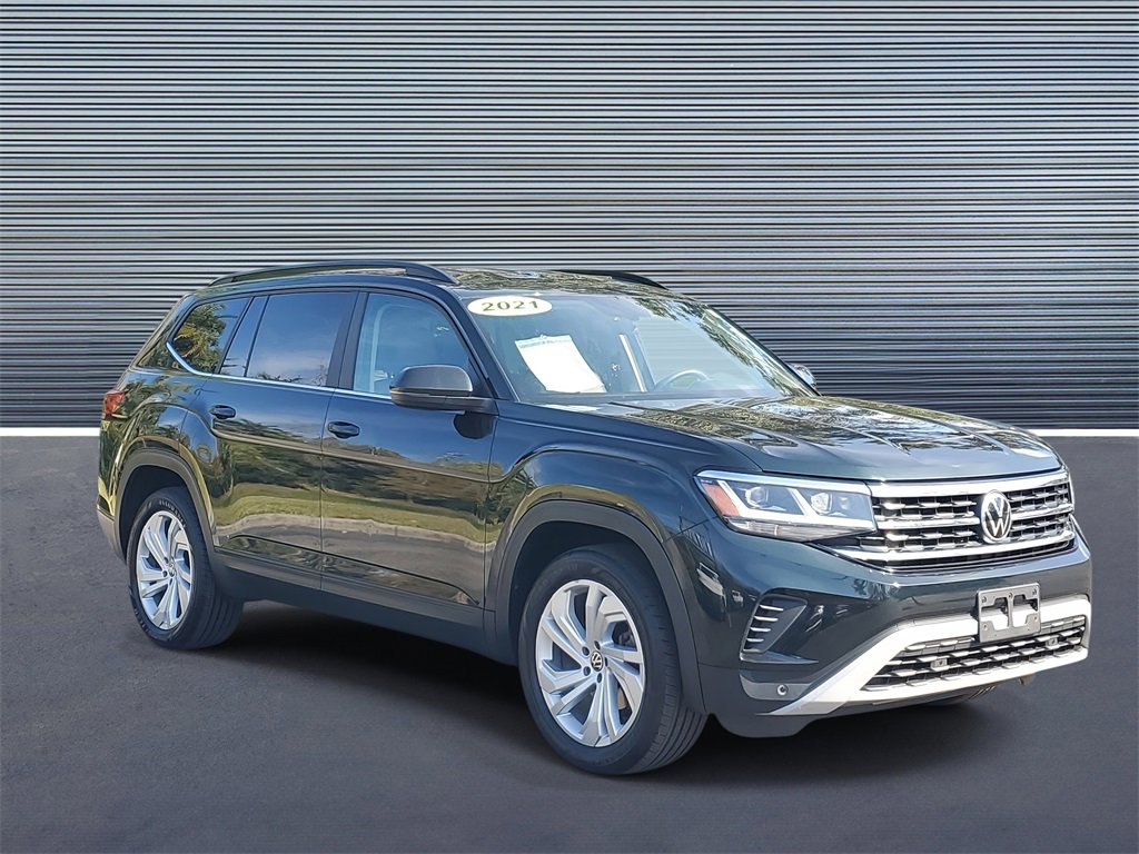 Used 2021 Volkswagen Atlas SE w/ Towing Package image 2